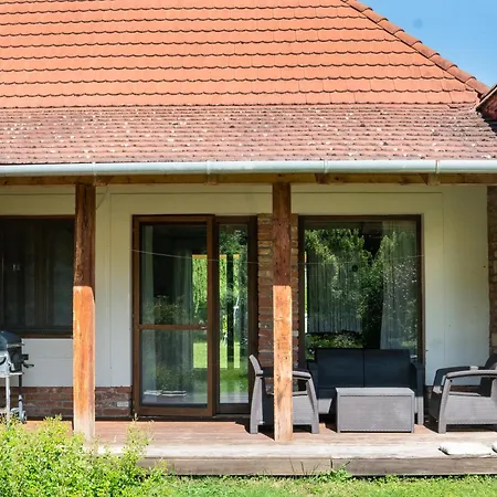 Prázdninový dům Rusztikus Nyaralohaz *