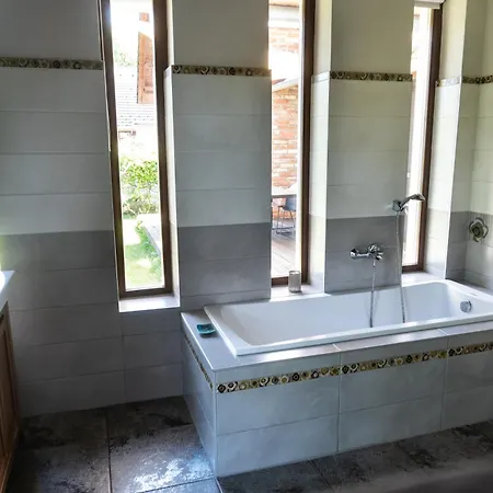 Rusztikus Nyaralohaz *