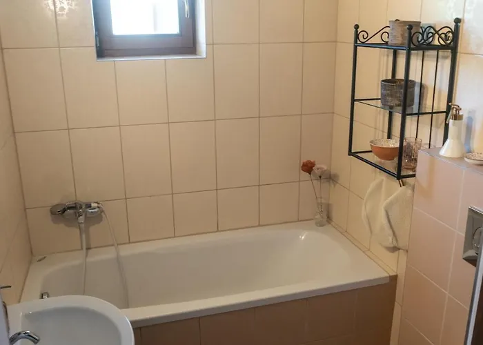 Rusztikus Nyaralohaz بيت للعطل *